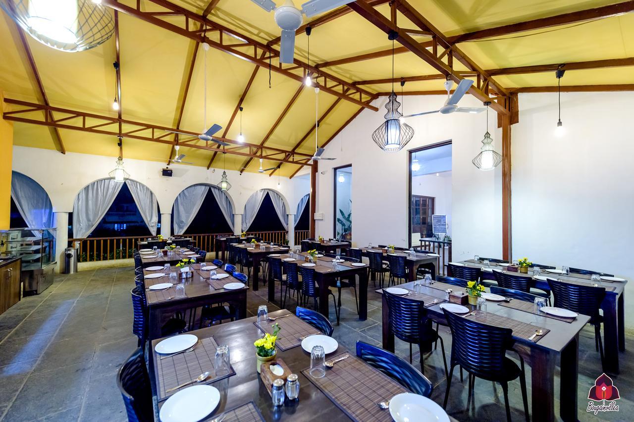 Bougainvillea Hotel Alibag Bagian luar foto